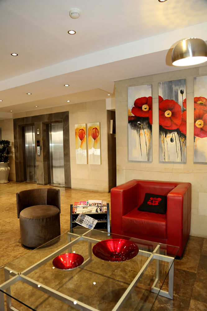 Sky Suites Beiroet Buitenkant foto