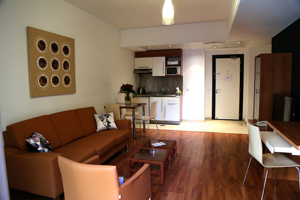 Sky Suites Beiroet Buitenkant foto