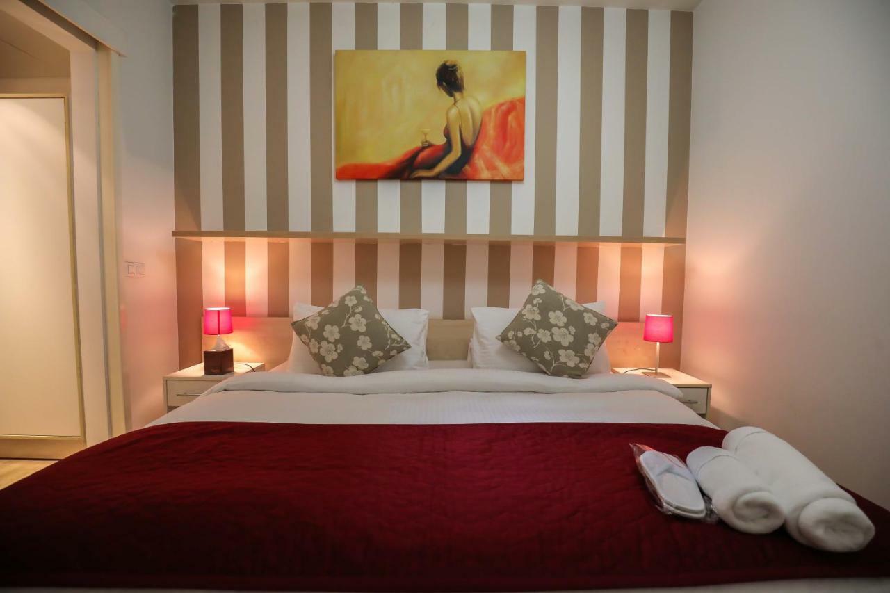 Sky Suites Beiroet Buitenkant foto