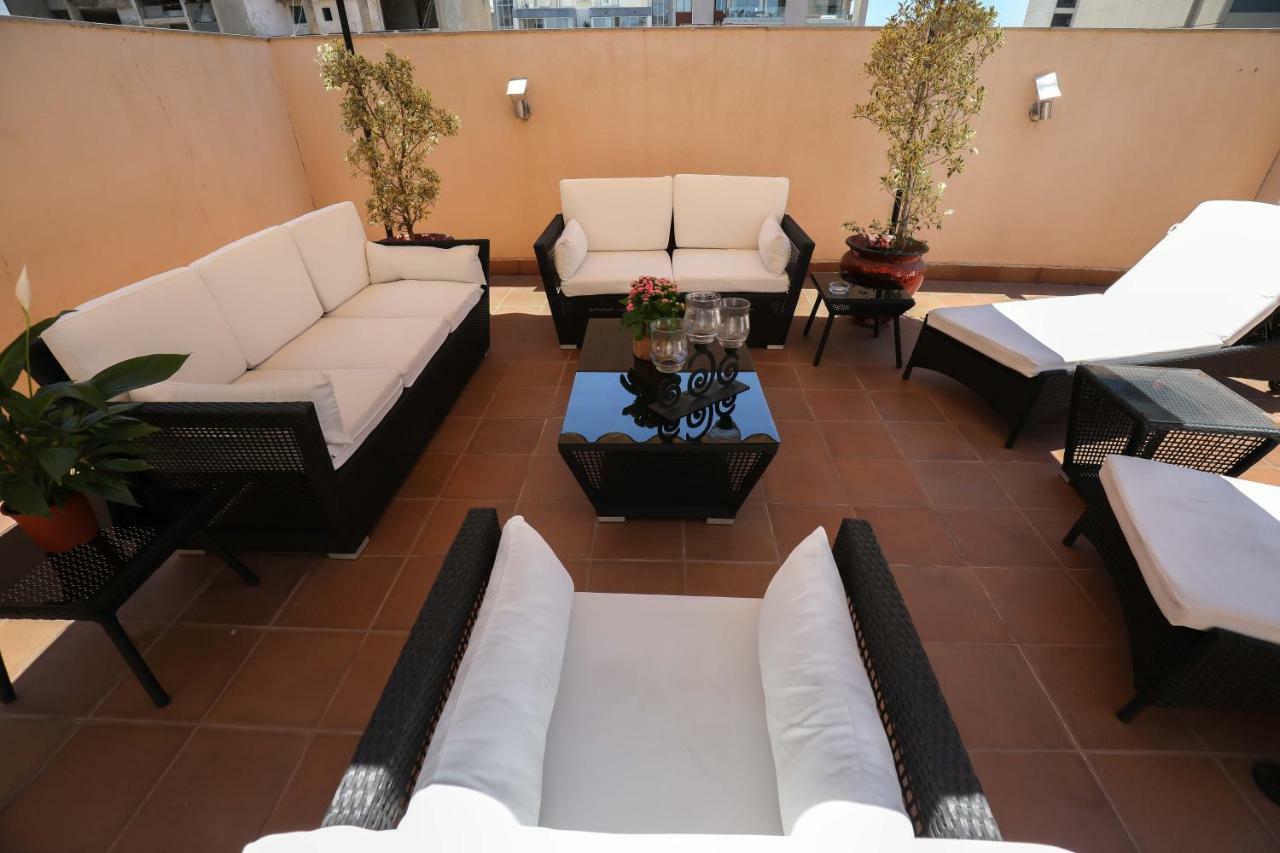 Sky Suites Beiroet Buitenkant foto